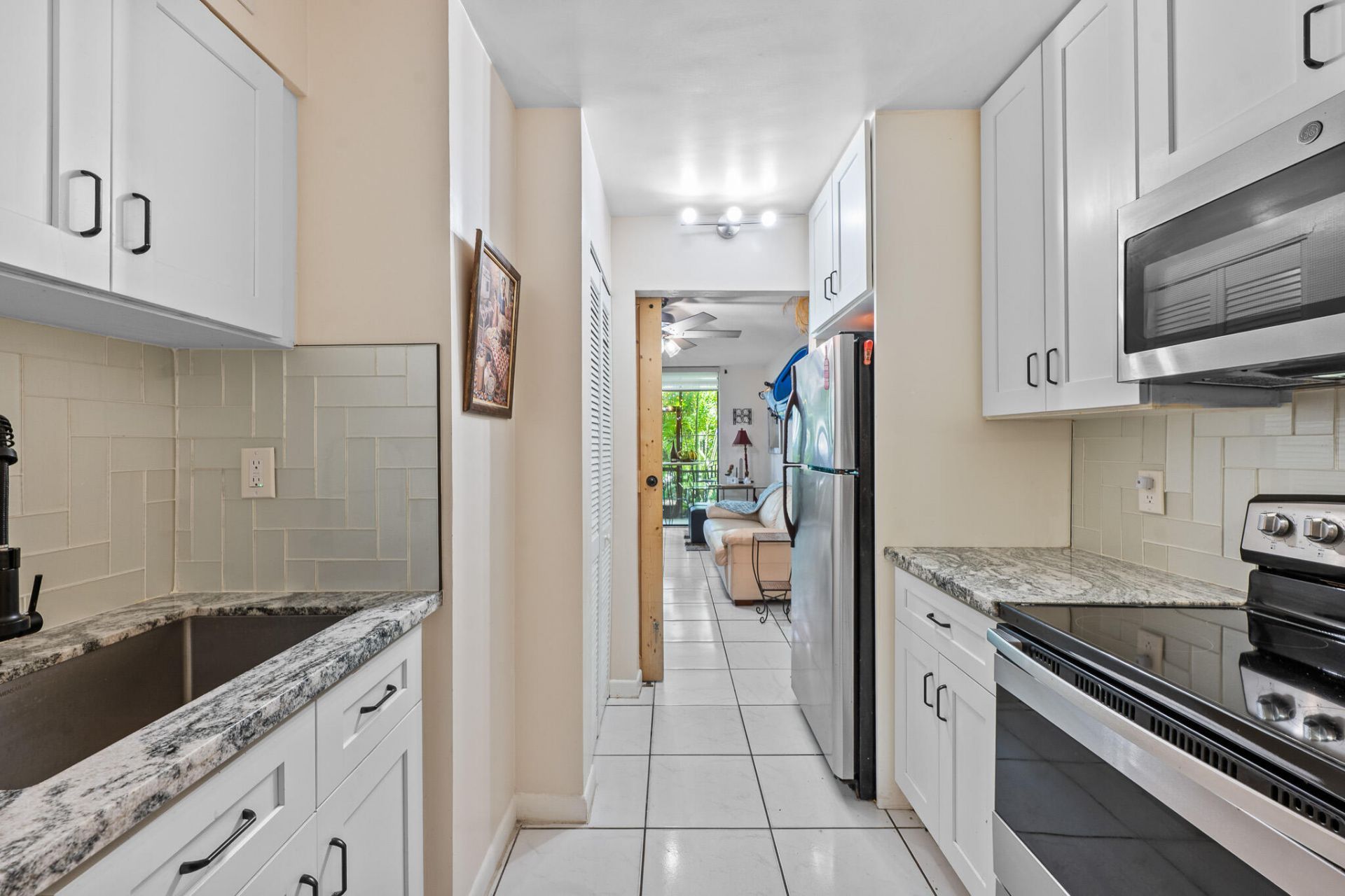7401 NW 16th Street, Unit 102, Plantation, FL 33313 Photo