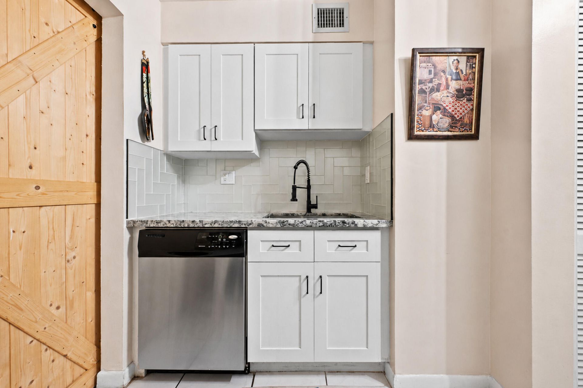7401 NW 16th Street, Unit 102, Plantation, FL 33313 Photo