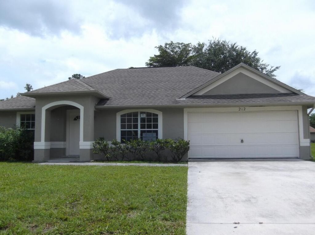 212 SW Ewing Avenue, Port Saint Lucie, FL 34983 Main Photo