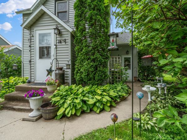 14 1st Avenue NW, Elbow Lake, MN 56531