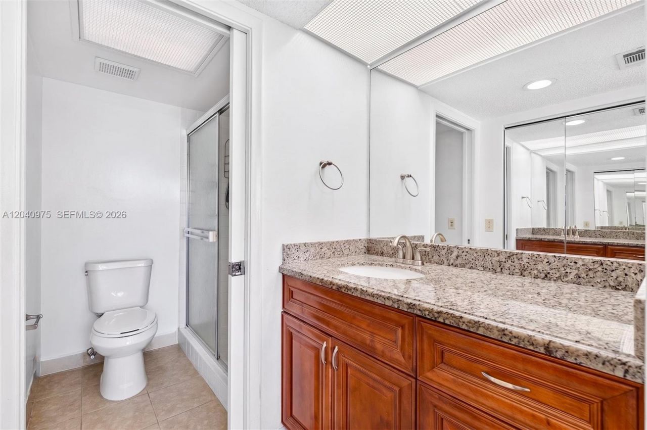300 SW 130th Ter, Unit 206B, Pembroke Pines, FL 33027 Photo