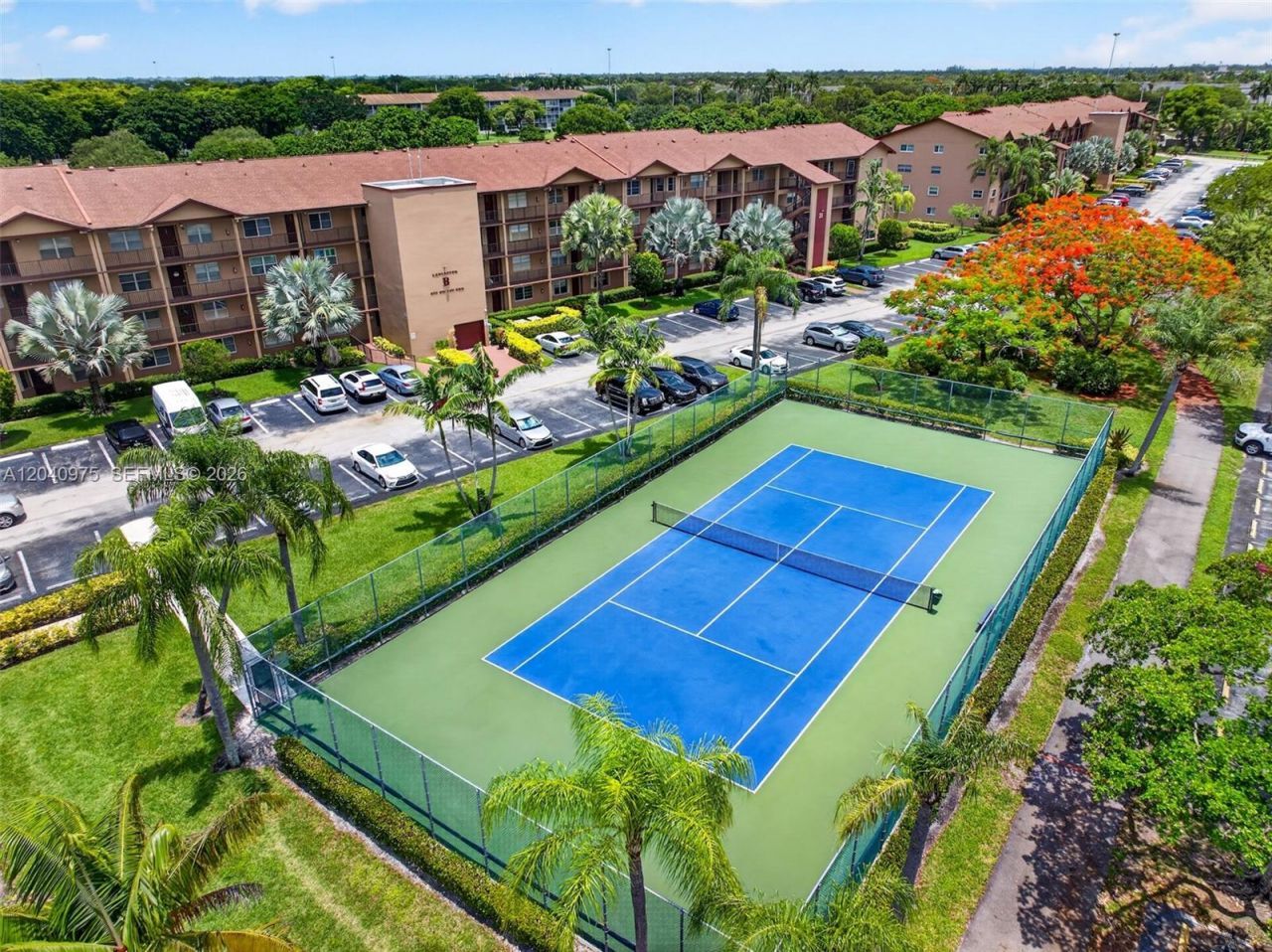 300 SW 130th Ter, Unit 206B, Pembroke Pines, FL 33027 Photo