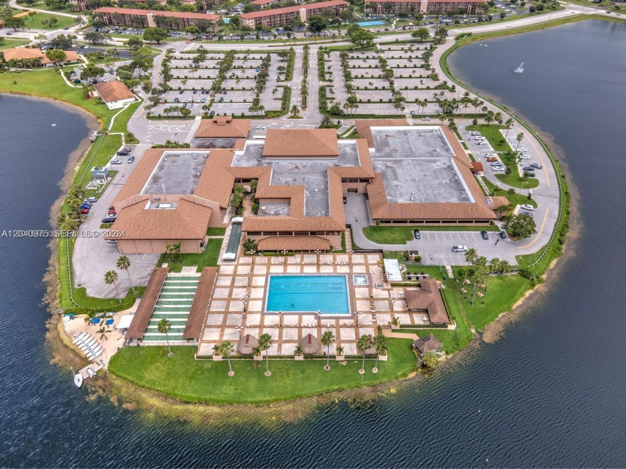 300 SW 130th Ter, Unit 206B, Pembroke Pines, FL 33027 Photo