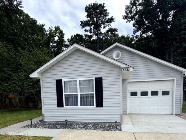 104 Spruce Court , New Bern, NC 28562