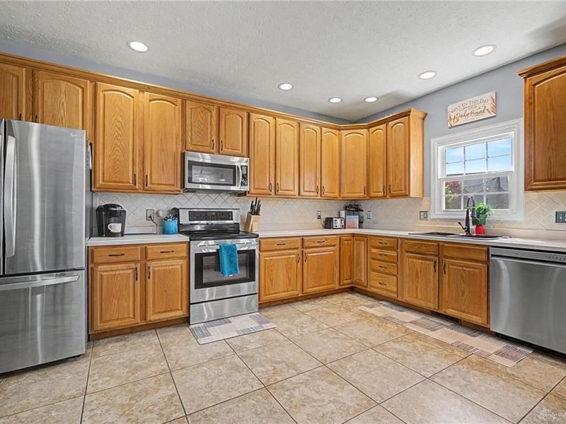 2510 Saybrook Court, Troy, OH 45373 Photo 12