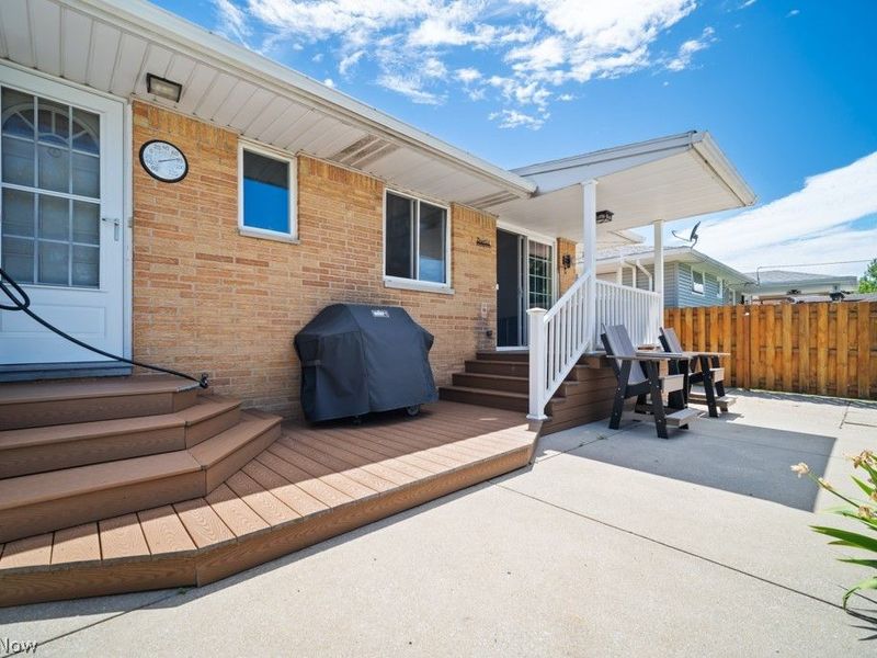 145 E Englewood Drive, Seven Hills, OH 44131 Photo 30