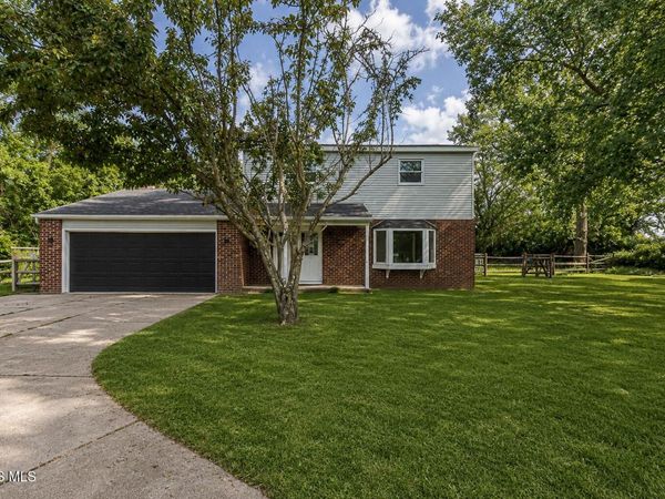 14590 Liberty Hi Road, Bowling Green, OH 43402