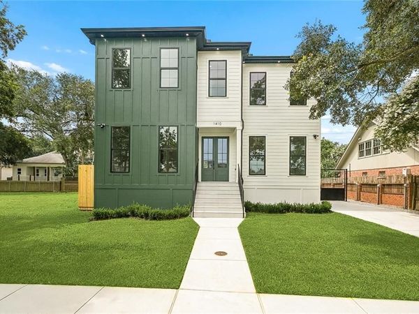 1410 AVIATORS Street, New Orleans, LA 70122