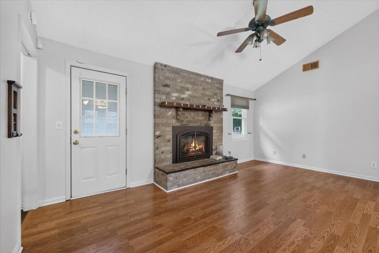 121 Gator Drive Photo 14