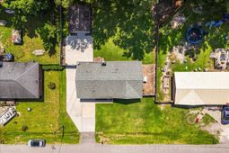 121 Gator Drive photo 4