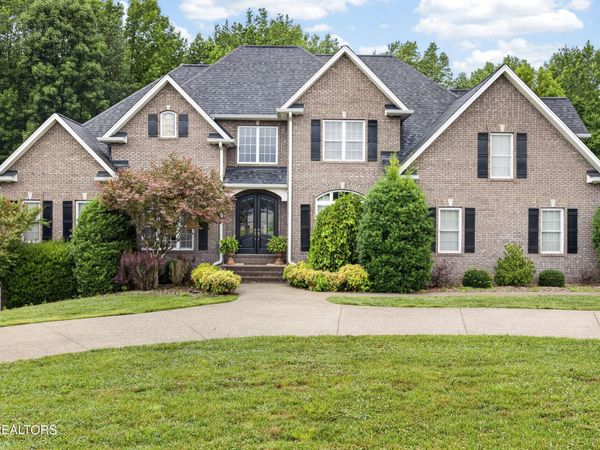329 New Heritage Drive, Cookeville, TN 38506
