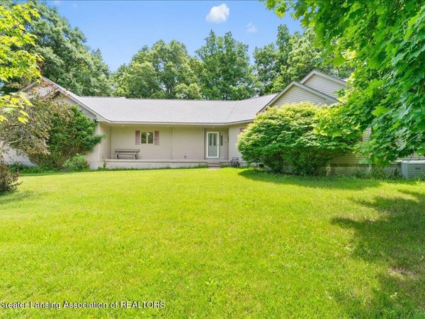 8106 S Allen Road, Ashley, MI 48806