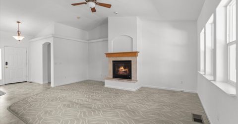 3185 Quick Cal Way, Fernley, NV 89408 Photo