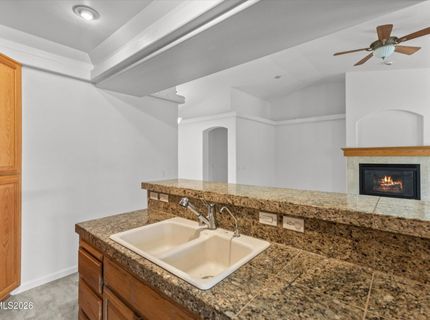 3185 Quick Cal Way, Fernley, NV 89408 Photo