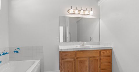 3185 Quick Cal Way, Fernley, NV 89408 Photo