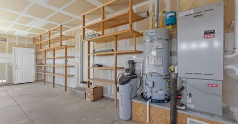 3185 Quick Cal Way, Fernley, NV 89408 Photo