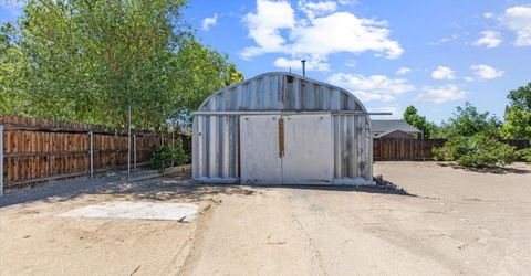 3185 Quick Cal Way, Fernley, NV 89408 Photo