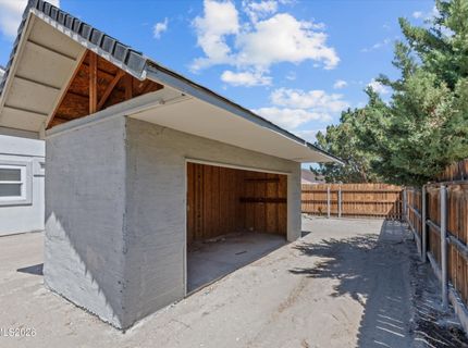 3185 Quick Cal Way, Fernley, NV 89408 Photo