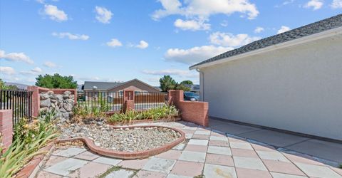 3185 Quick Cal Way, Fernley, NV 89408 Photo