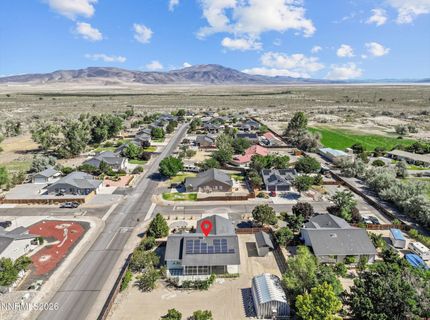 3185 Quick Cal Way, Fernley, NV 89408 Photo