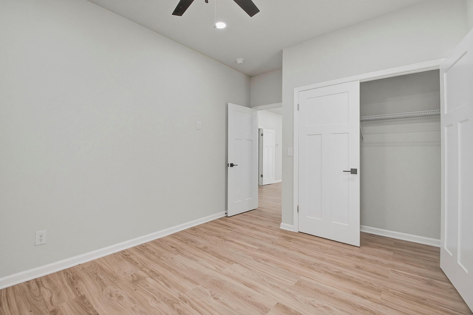 4705 Boundary Street Photo 16
