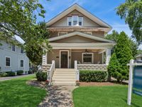 111 W Franklin Street, Wheaton, IL 60187 primary photo