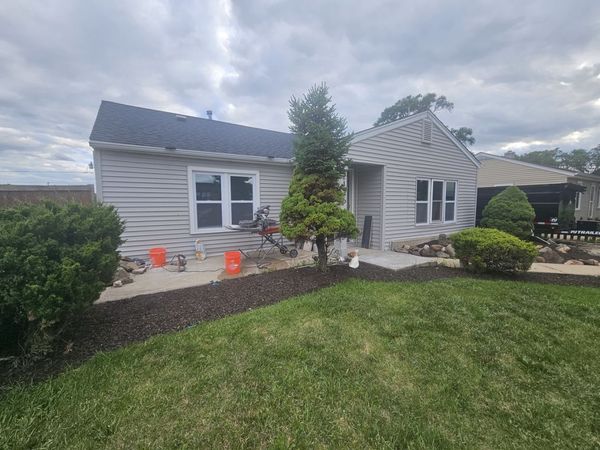2135 Elm Avenue, Hanover Park, IL 60133