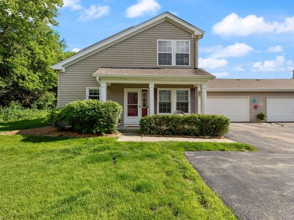 105 Waterbury Circle , Oswego, IL 60543