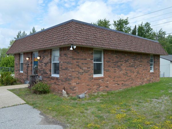 185 M-72 E, Kalkaska, MI 49646