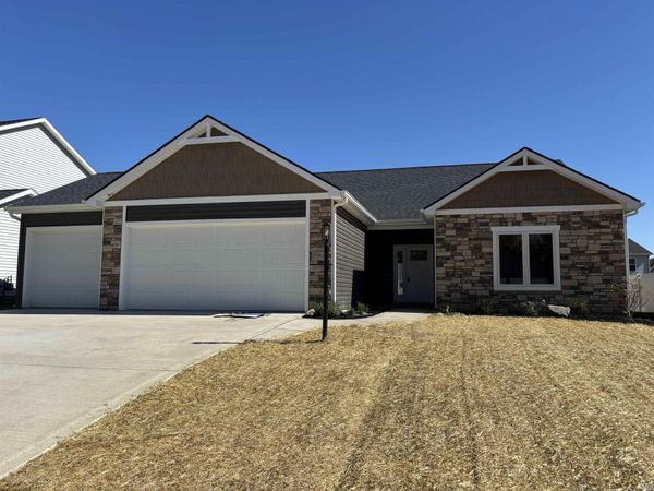 13904 DIAVIK Place, Fort Wayne, IN 46845