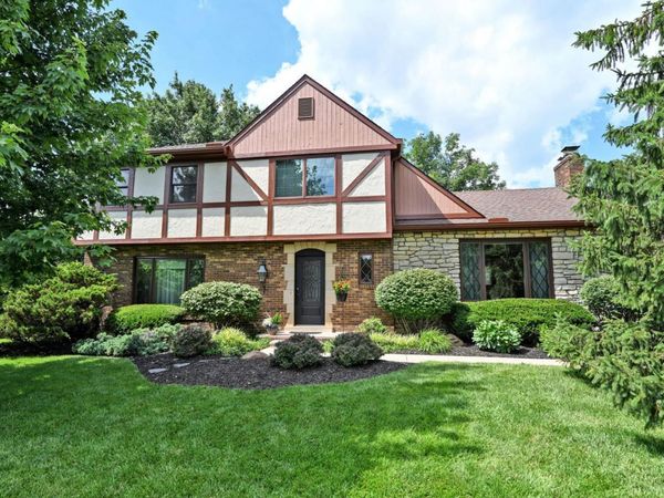 6356 Oakcreek Drive, Cincinnati, OH 45247