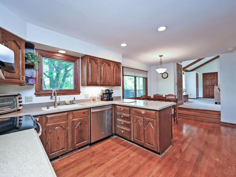 6356 Oakcreek Drive, Colerain Township, OH 45247 Photo 14