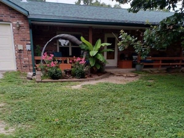 468145 648 Road , Watts, OK 74964