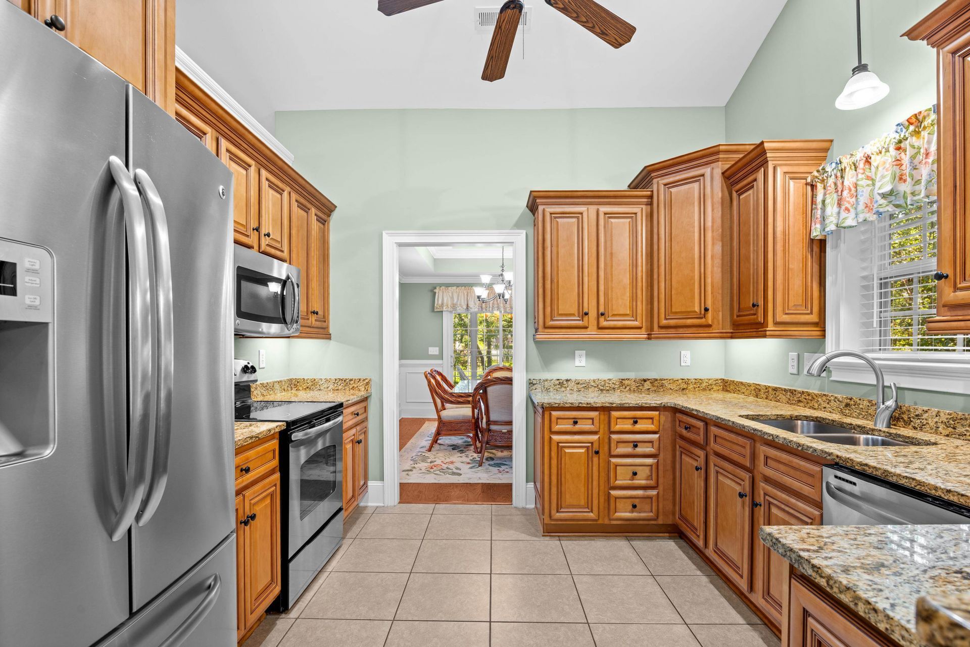 504 Harrington Ct. Photo 24
