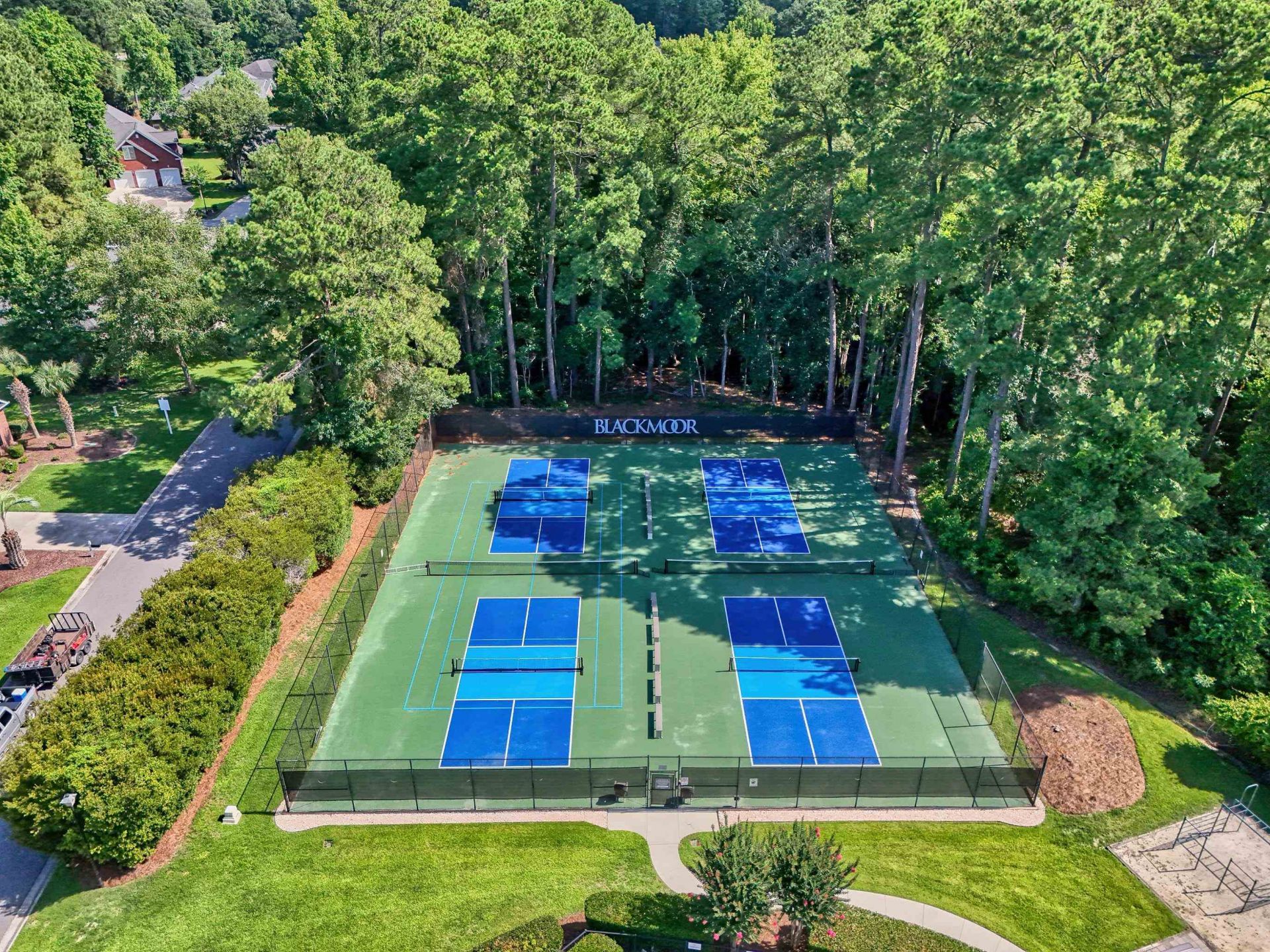 504 Harrington Ct. Photo 44