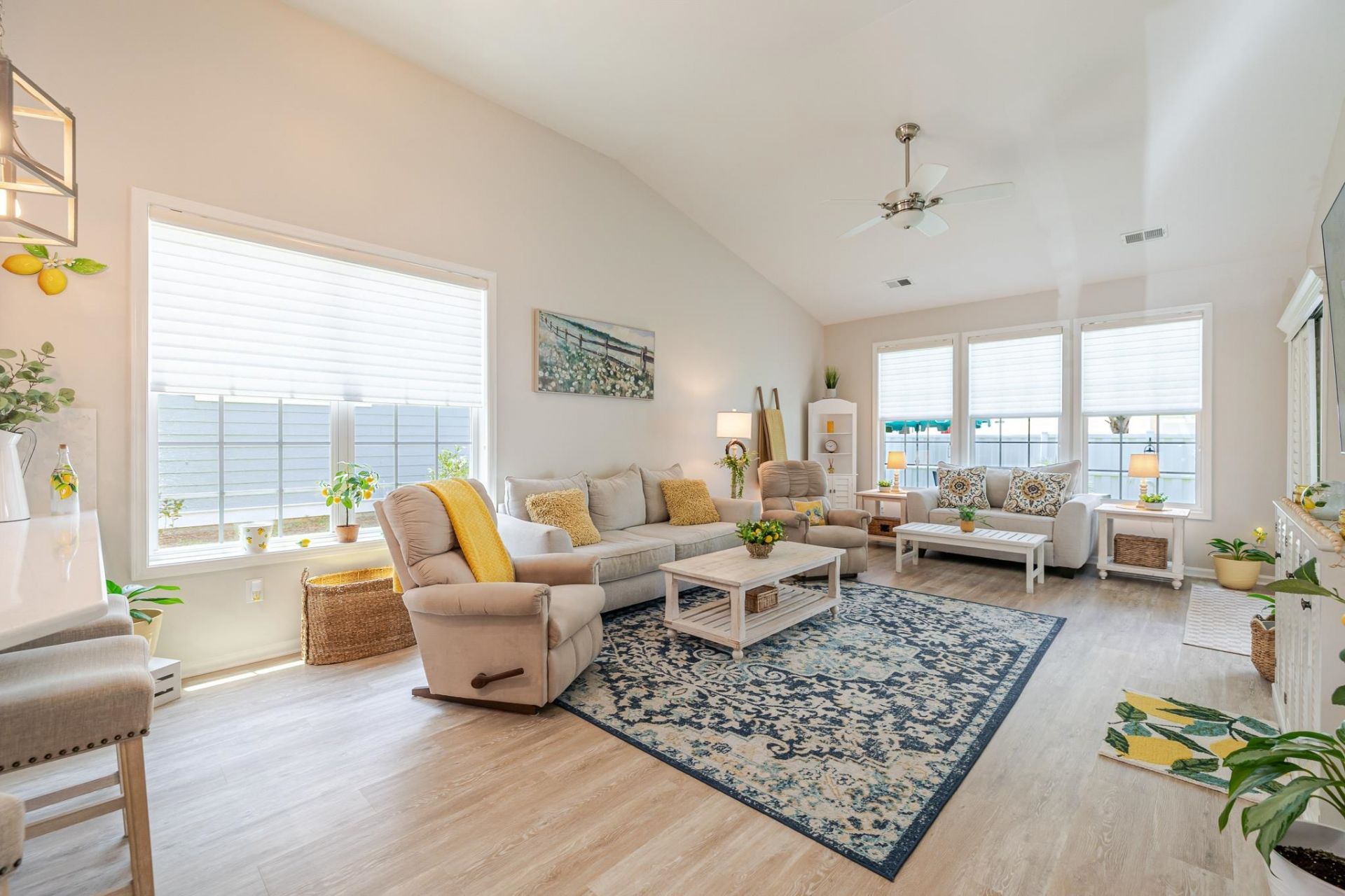 316 Saint Catherine Bay Ct. Photo 7