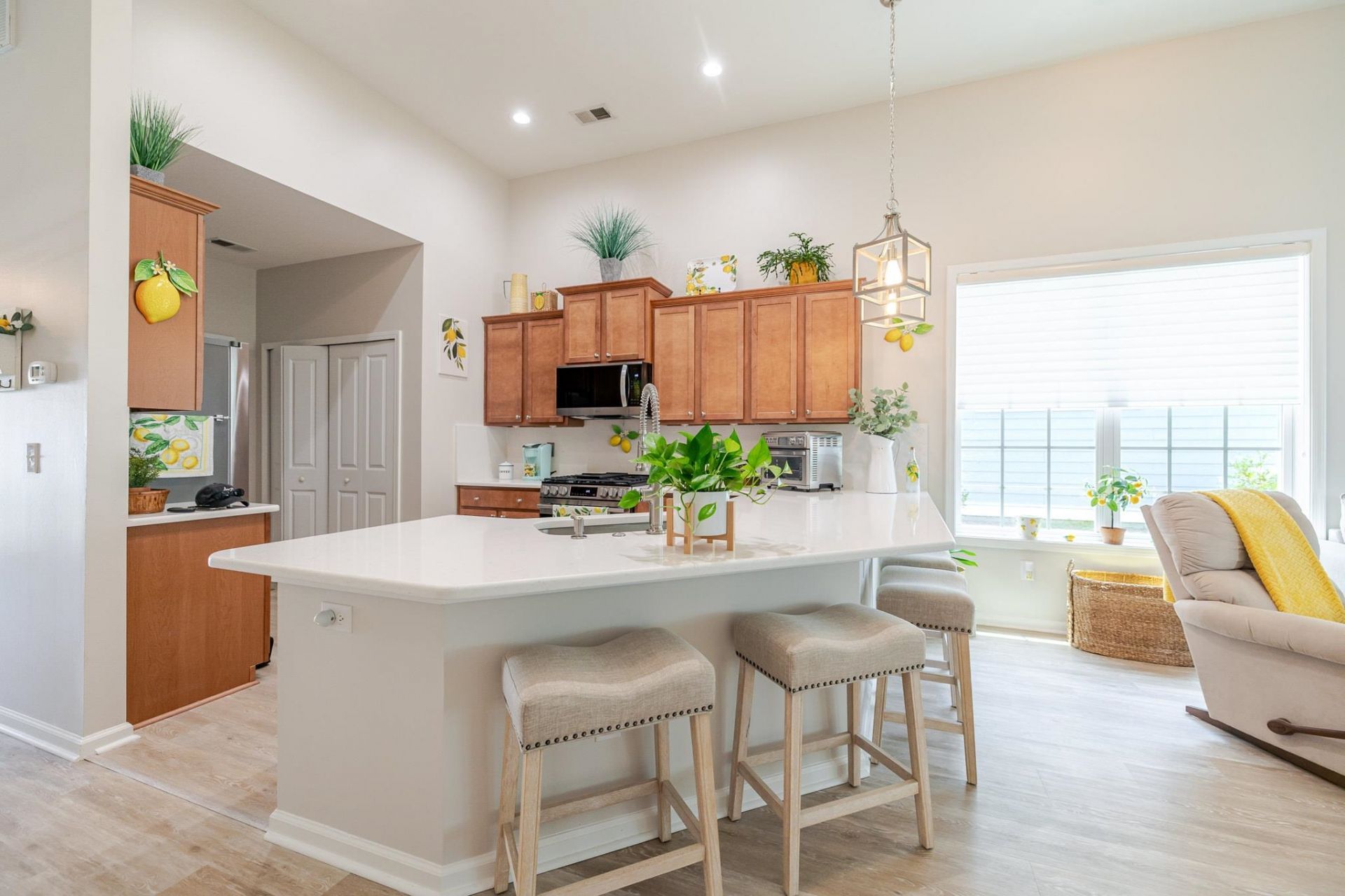 316 Saint Catherine Bay Ct. Photo 8