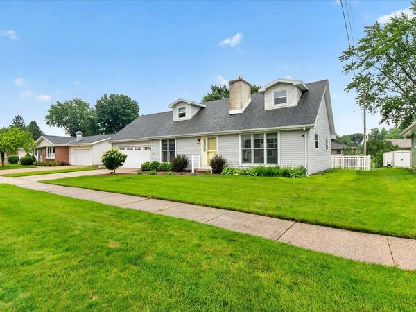 2502 Bradford Avenue, Janesville, WI 53545