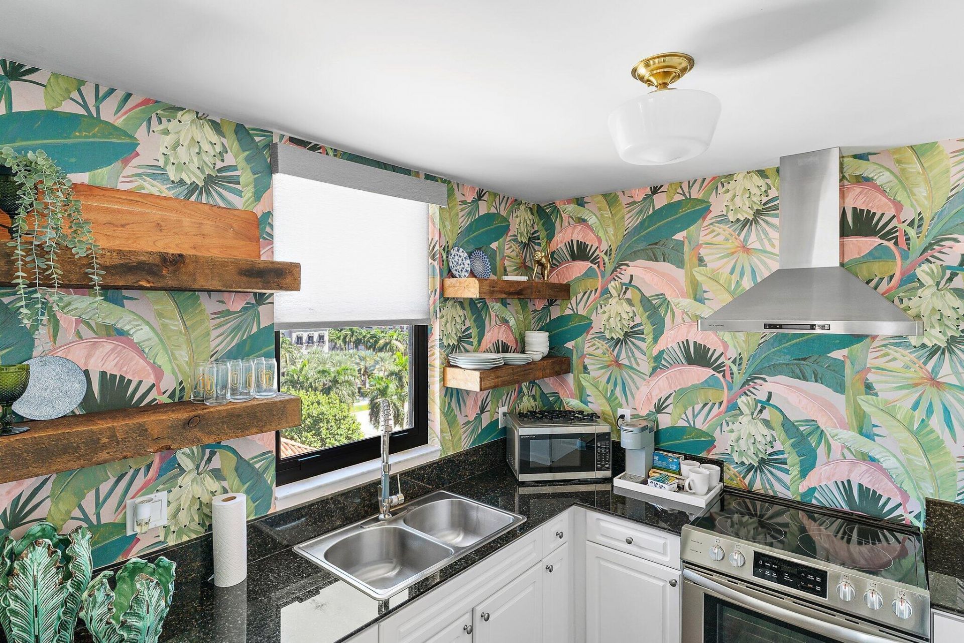 651 Okeechobee Boulevard, Unit 612, West Palm Beach, FL 33401 Photo