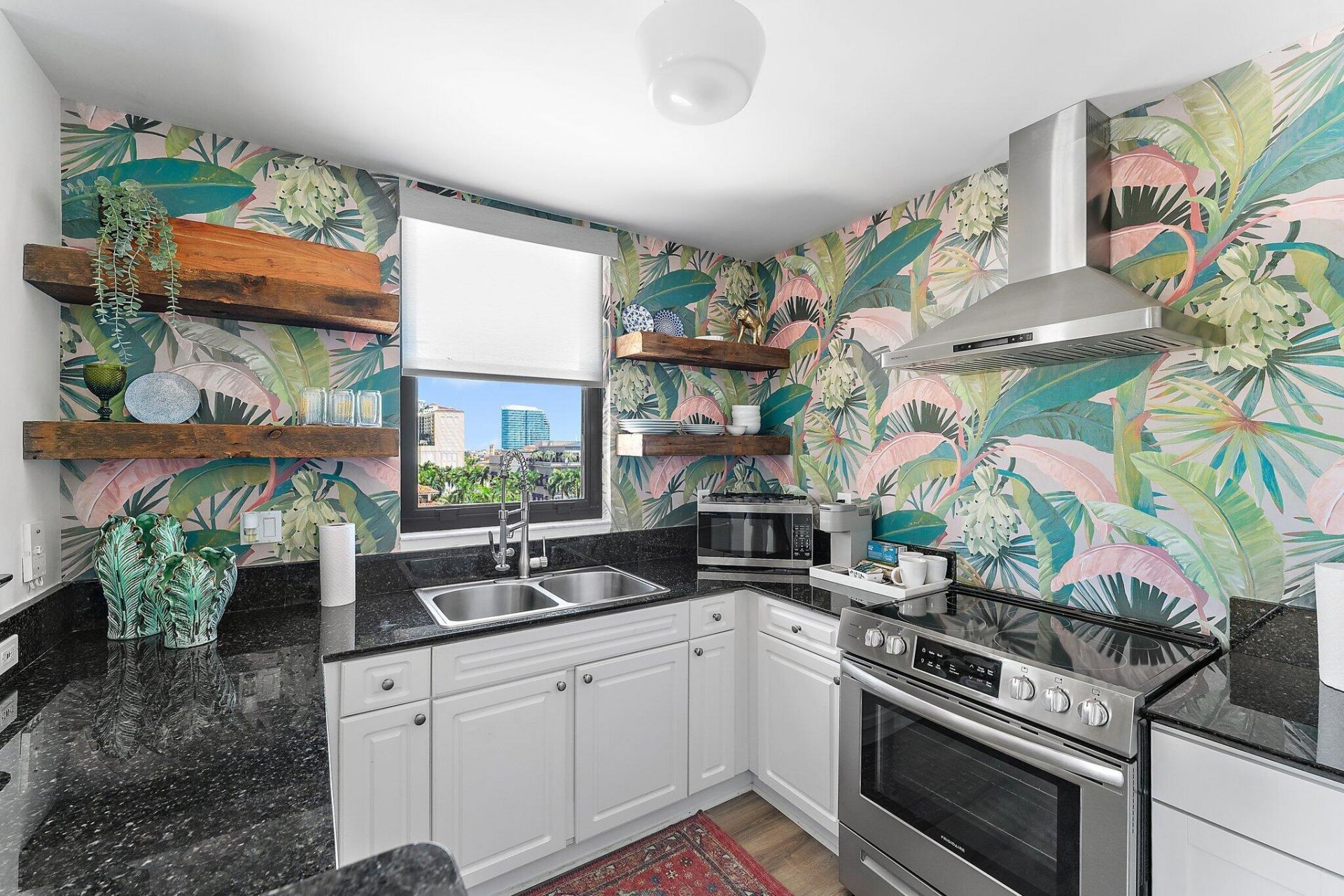 651 Okeechobee Boulevard, Unit 612, West Palm Beach, FL 33401 Photo