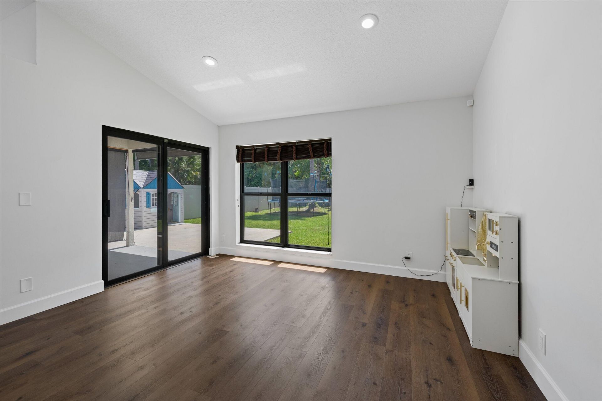 1051 New Parkview Place, Haverhill, FL 33417 Photo