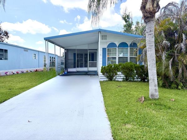 52 Camino Del Rio, Port St. Lucie, FL 34952