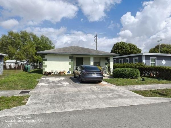 2581 NW 15th Ct , Fort Lauderdale, FL 33311
