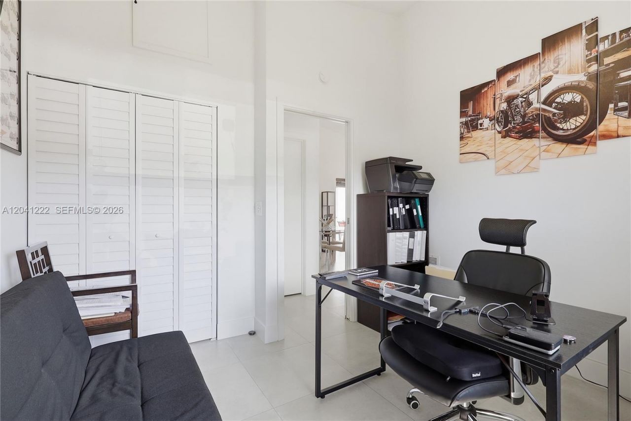 6443 SW 152nd Cir Pl, Unit 22-43, Miami, FL 33193 Photo