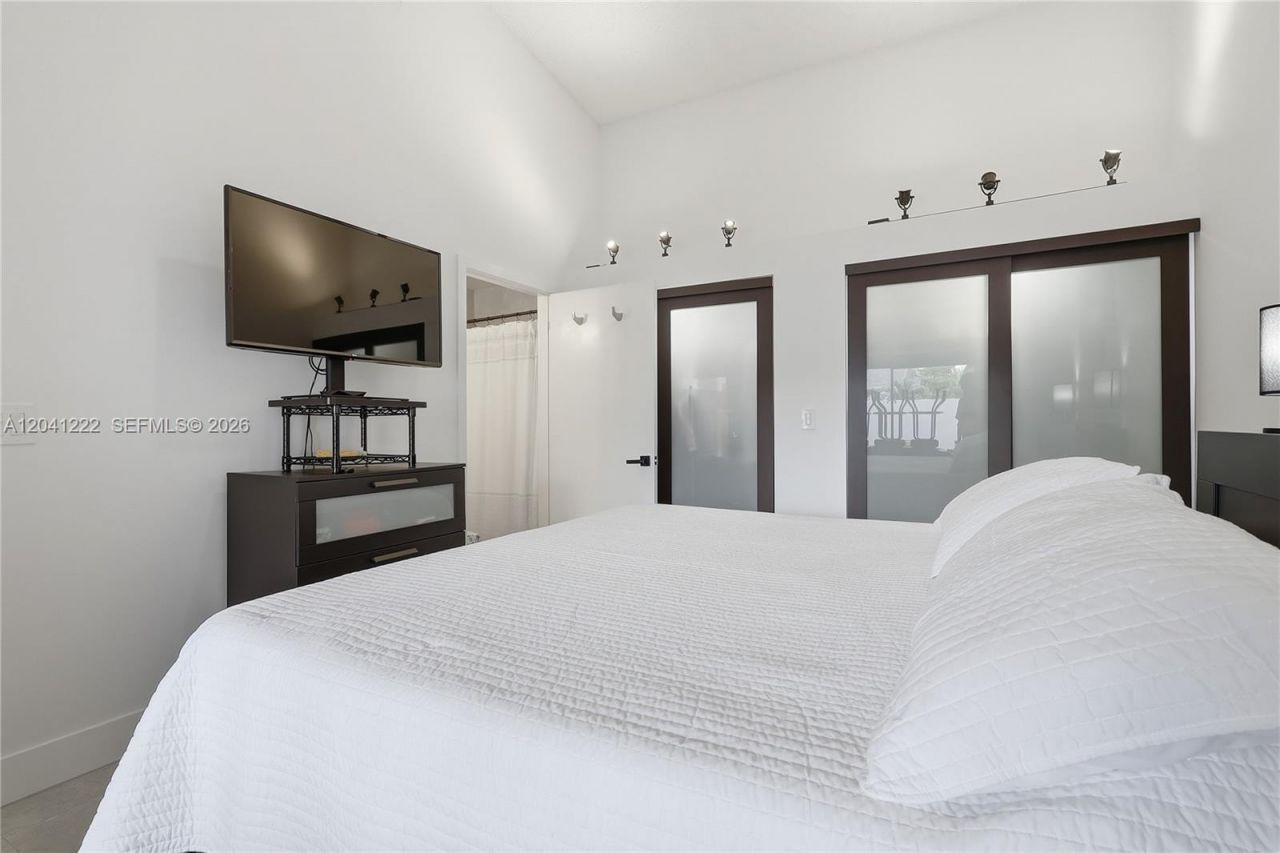 6443 SW 152nd Cir Pl, Unit 22-43, Miami, FL 33193 Photo