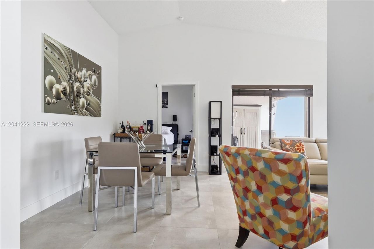 6443 SW 152nd Cir Pl, Unit 22-43, Miami, FL 33193 Photo