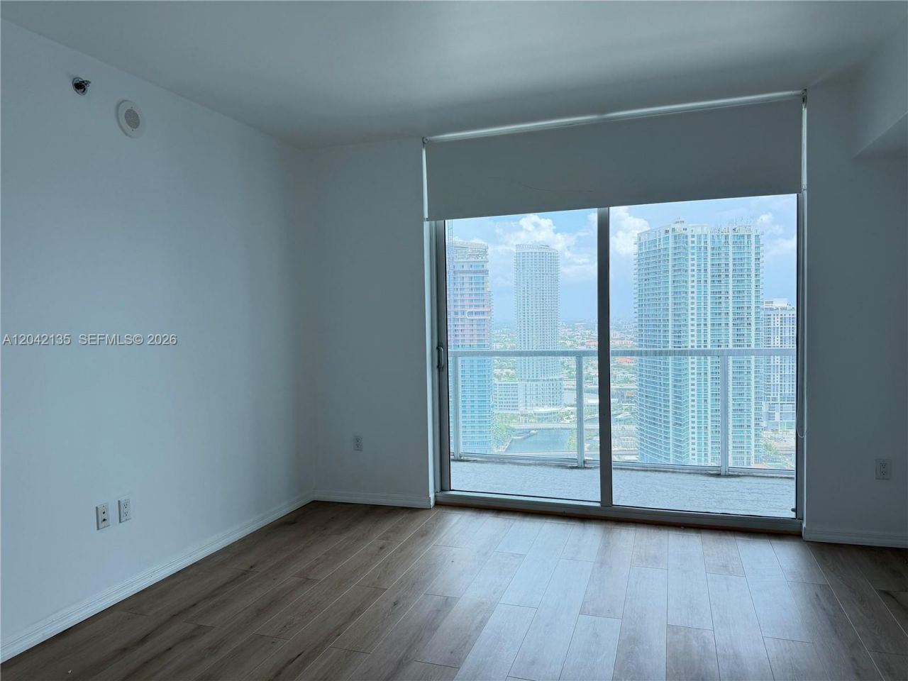55 SE 6th St, Unit 3900, Miami, FL 33131 Photo