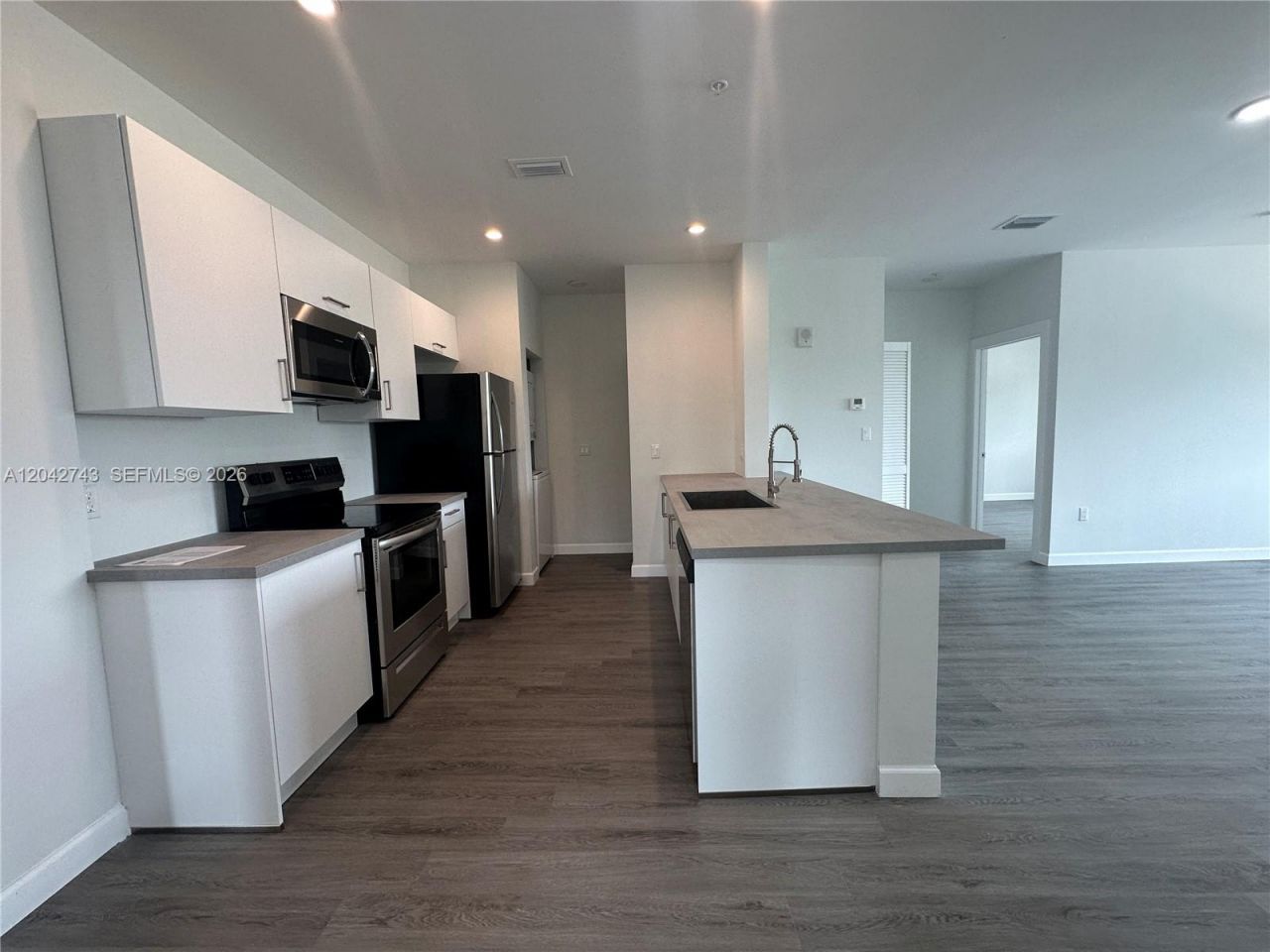 2311 NW 22nd Ave , Miami, FL 33142 Photo