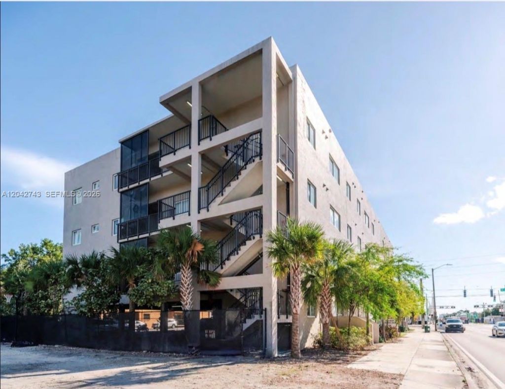2311 NW 22nd Ave , Miami, FL 33142 Photo