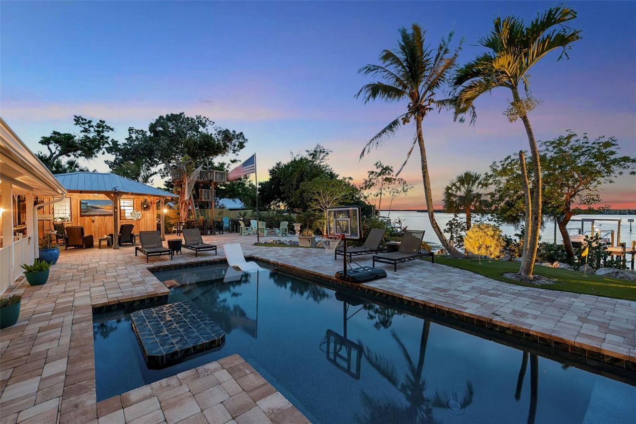 70 Mound Place, Terra Ceia, FL 34250 Photo